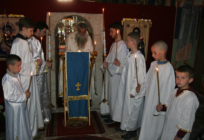vaskrs manastir duzi (2).JPG
