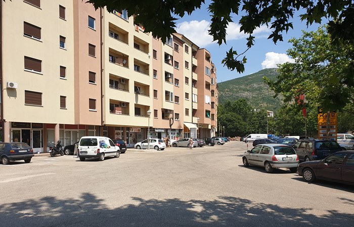 parking trebinje.jpg