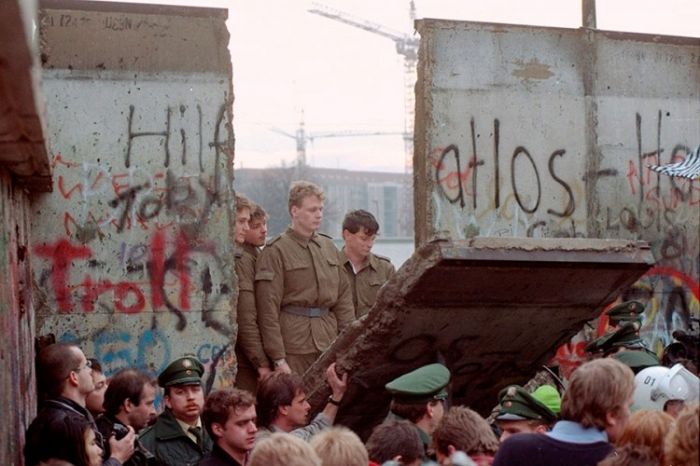 Berlinski zid.jpg