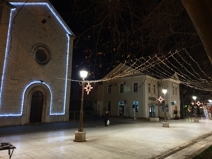 novogodisnji nakit trebinje (8).jpg