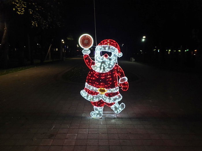 novogodisnji ukrasi (1).jpg