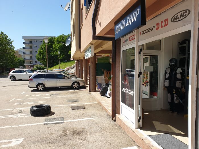 Moto shop trebinje8.jpg