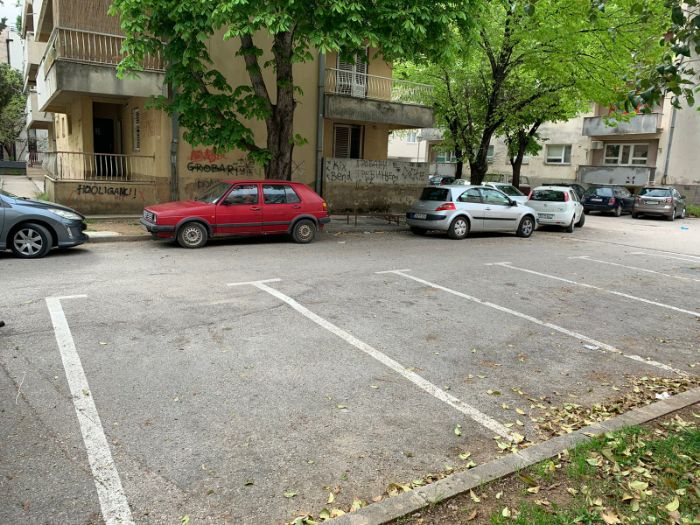 Parking bregovi1.jpg