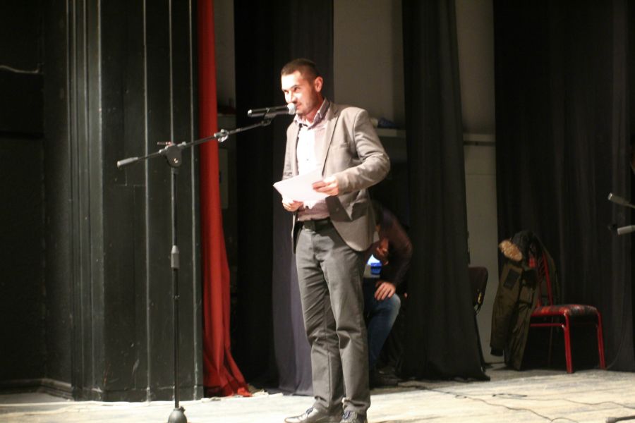 Humanitarno guslarsko vece2.jpg