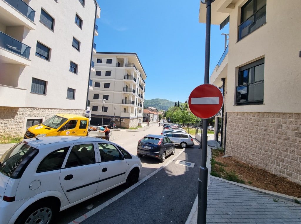 Nova jednosmjerna ulica trebinje3.jpg