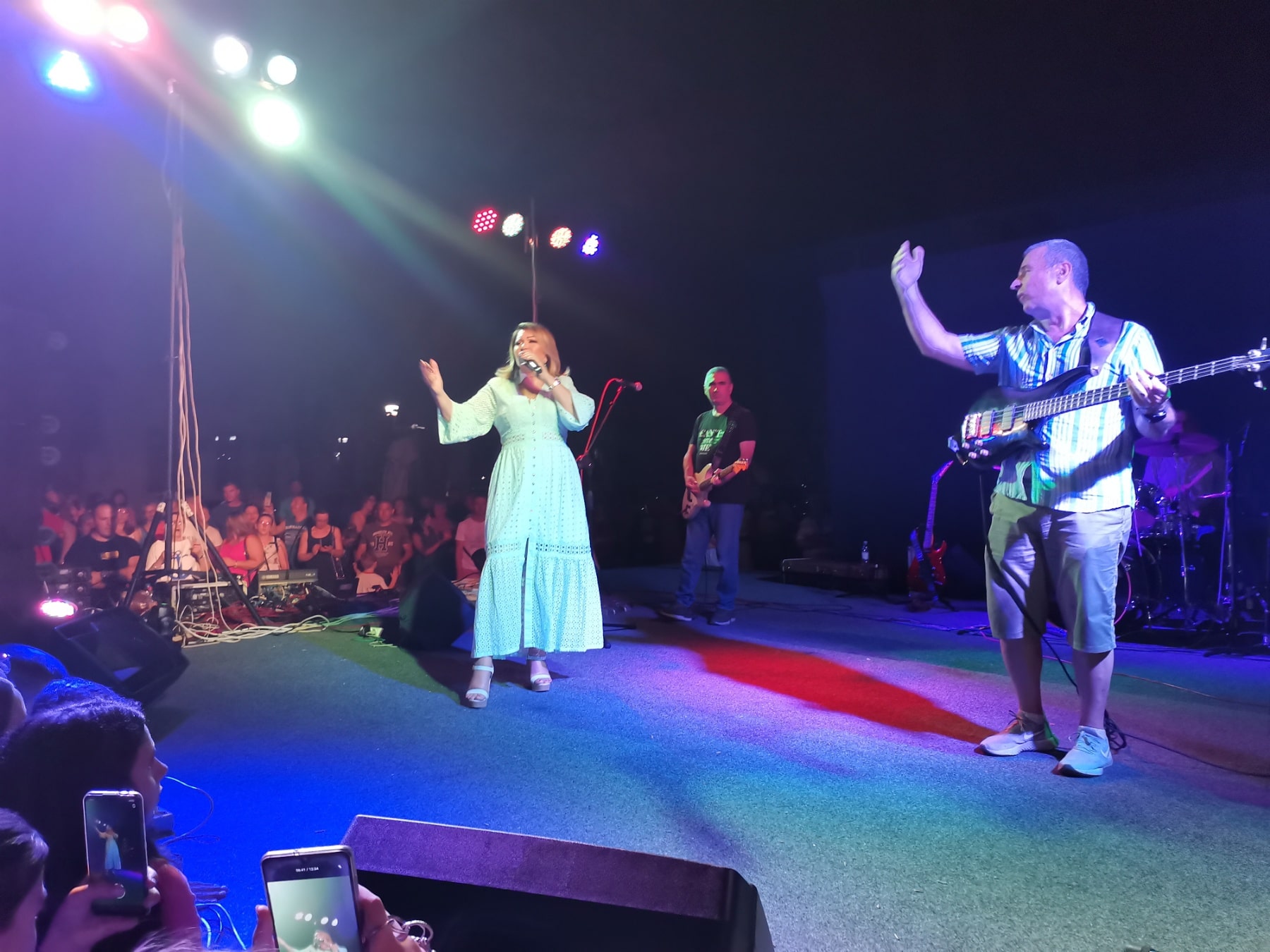 Neda ukraden koncert trebinje2.jpg