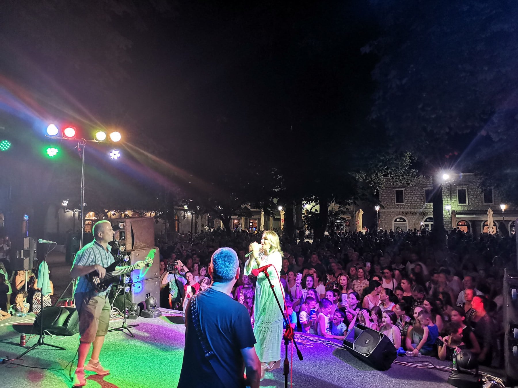 Neda ukraden koncert trebinje3.jpg