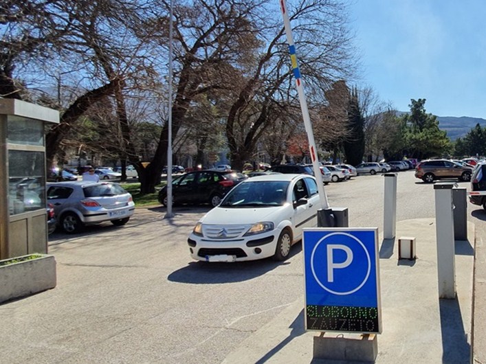 parking trebinje.jpg