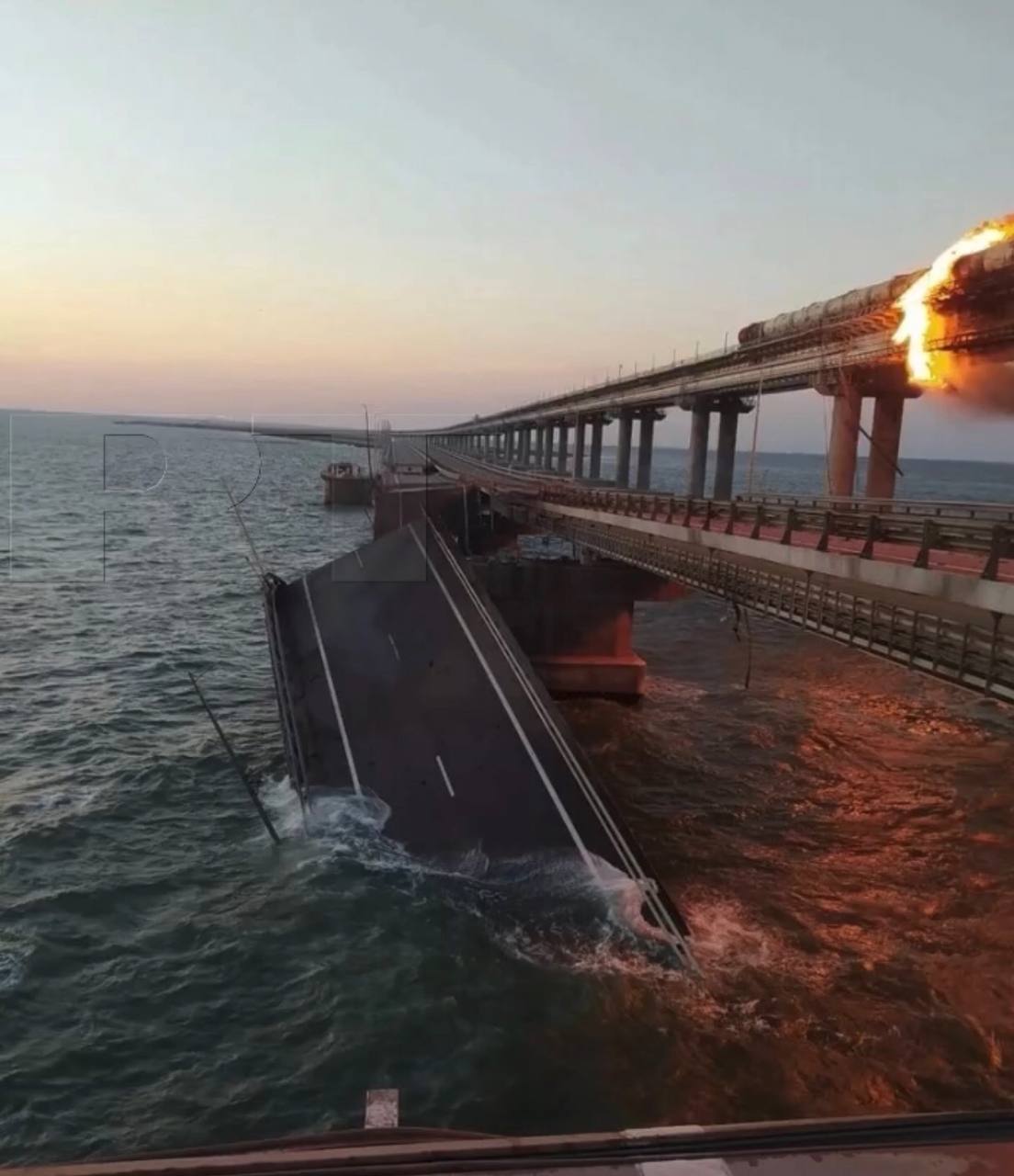 Krim most eksplozija.jpg