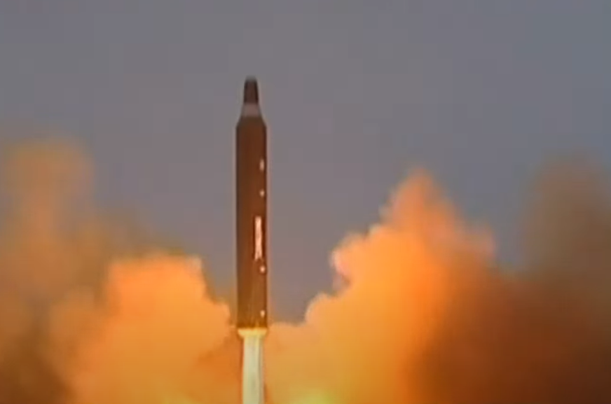 Sjeverna-Koreja-Kina-Raketa-872x577.png