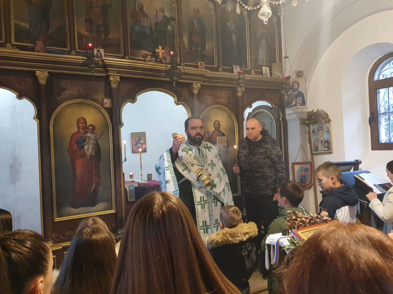 Pridvorci badnjaci2.jpg