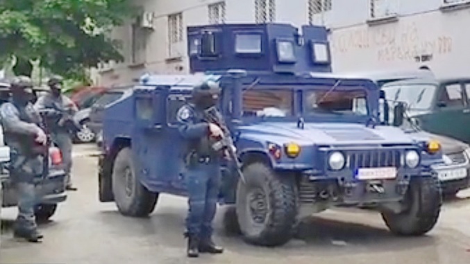 kosovo haos4.jpg