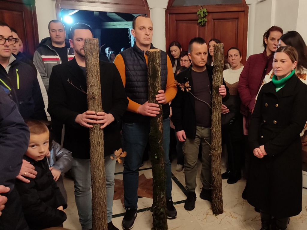 Badnjaci hrupjela 20245.jpg