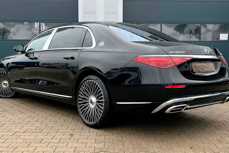 Mercedes majbah.jpg