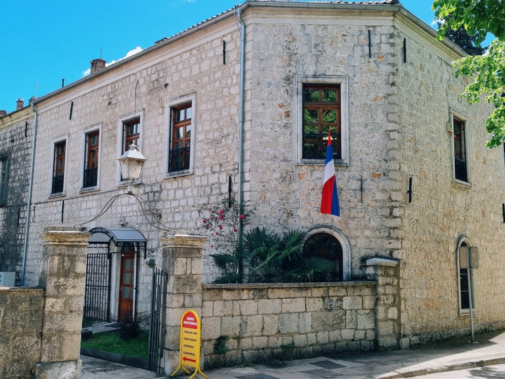 Narodna biblioteka trebinje.jpg