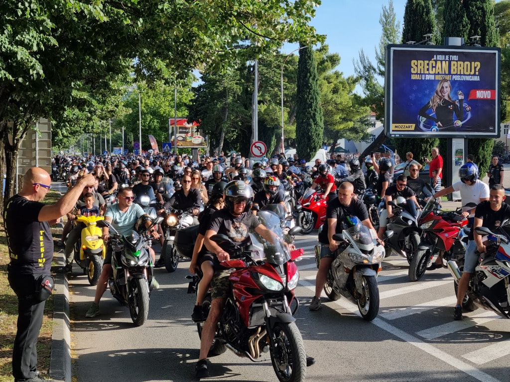 Motorijada trebinje defile 20241.jpg