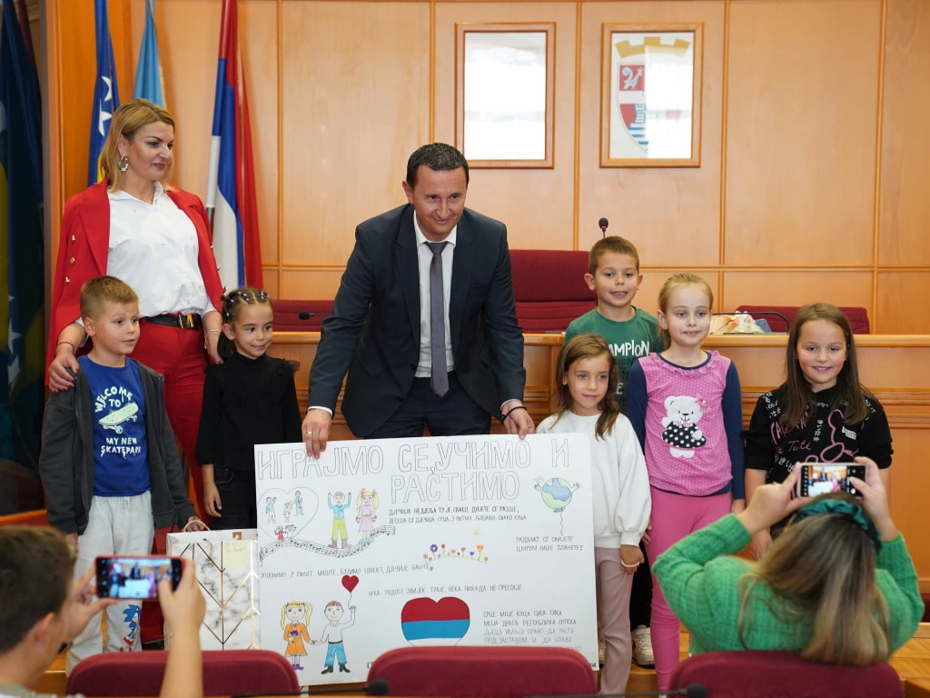 Djeca gradonacelnik2.jpg