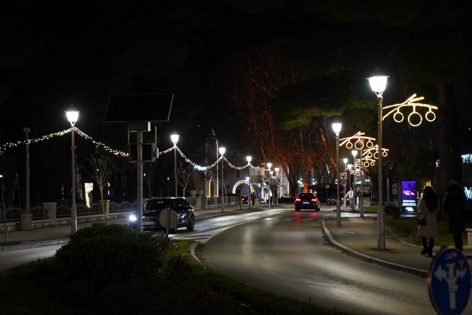 Novogodisnja dekoracija trebinje 3.jpg