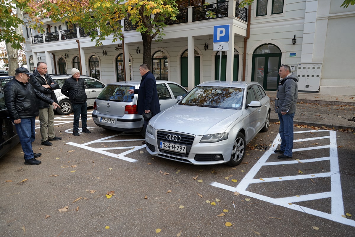 Parking Invalidi-min.jpg