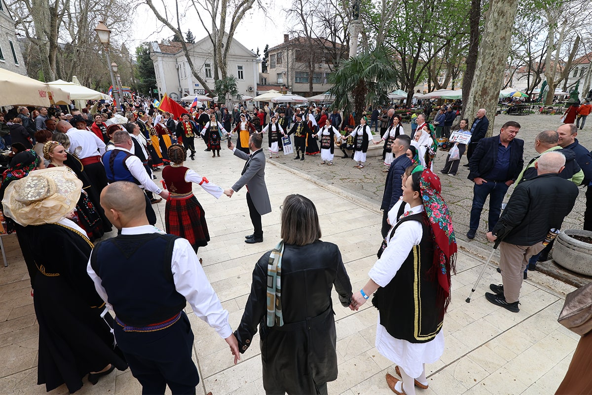 Folklor 3-min.jpg