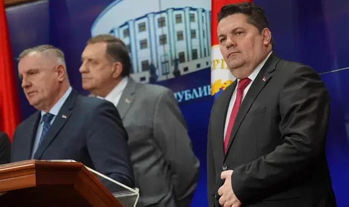 stevandic-dodik-viskovic-1080x567 (1)-min.jpg