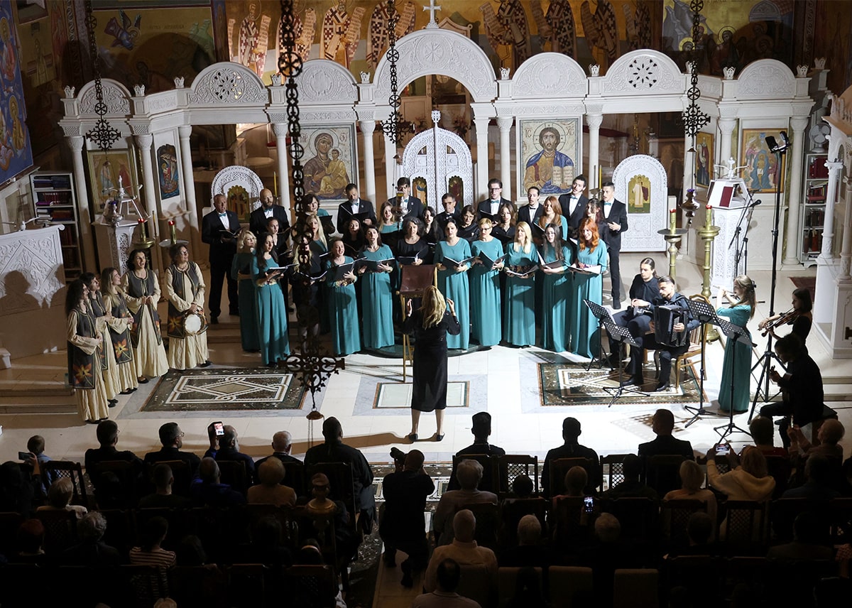 Crkveni hor sveti vasilije ostroski trebinje koncert1.jpg
