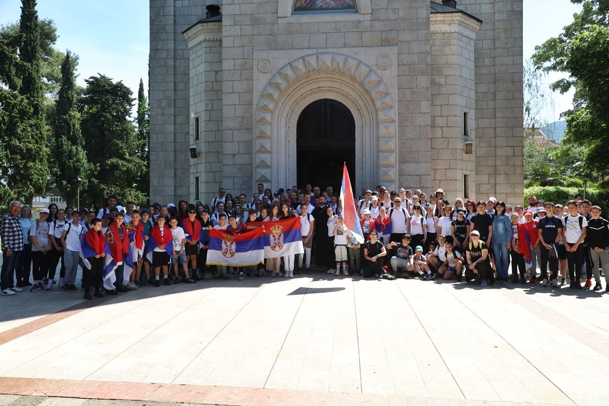 Hodocasnici mrkonjici2.jpeg