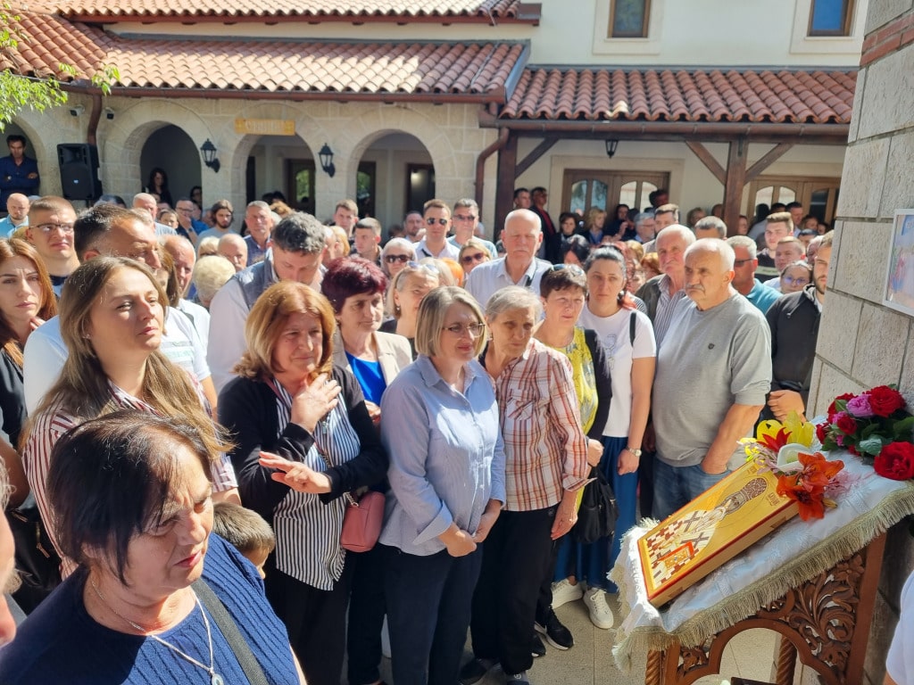 Manastir mrkonjici slava4.jpg