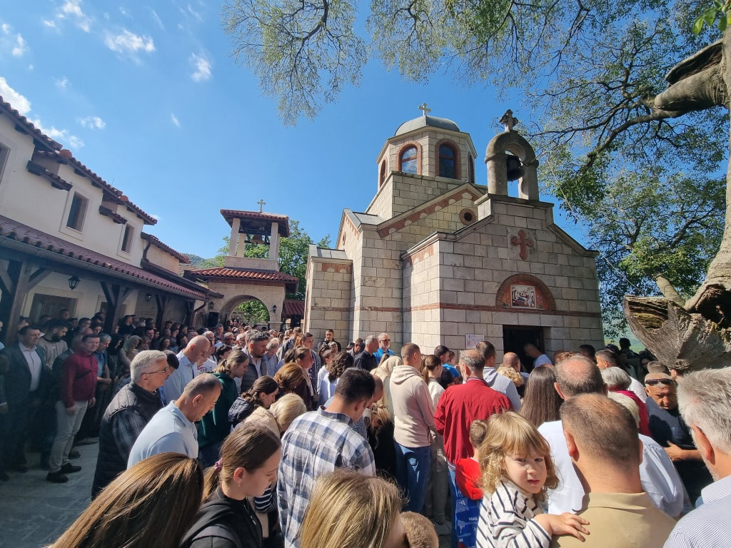 Manastir mrkonjici slava6.jpg