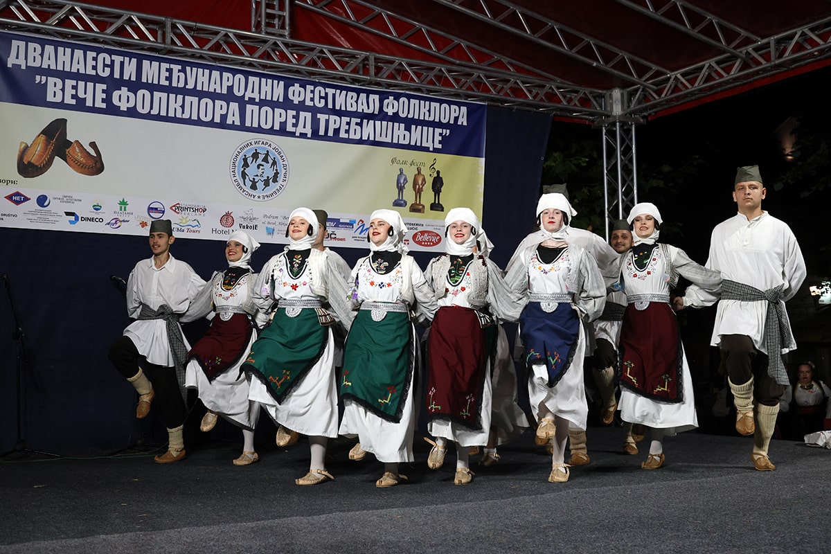Folklor 10-min.jpg