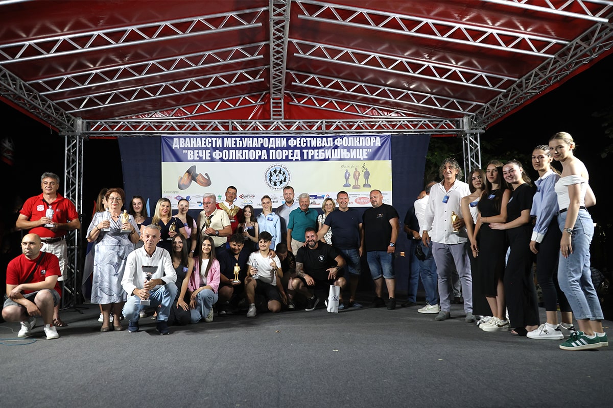 Folklor 30-min.jpg