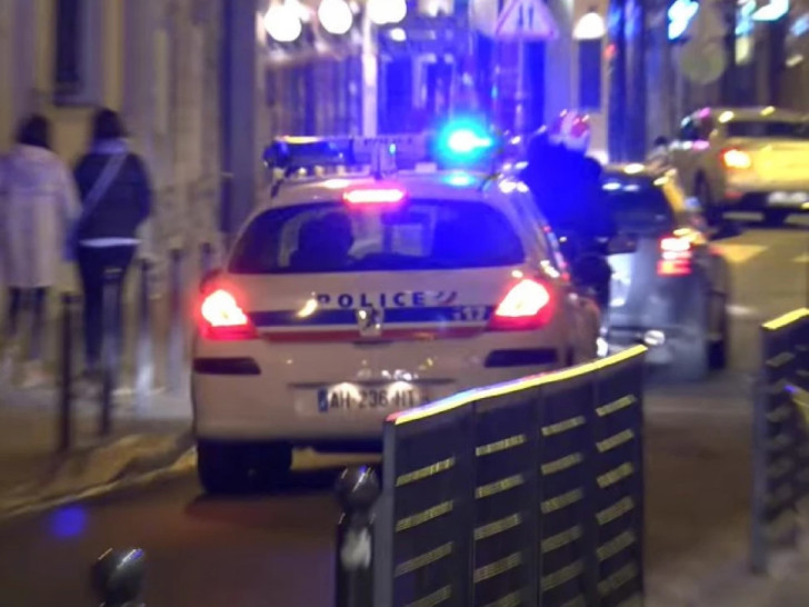 Policija strana.jpg