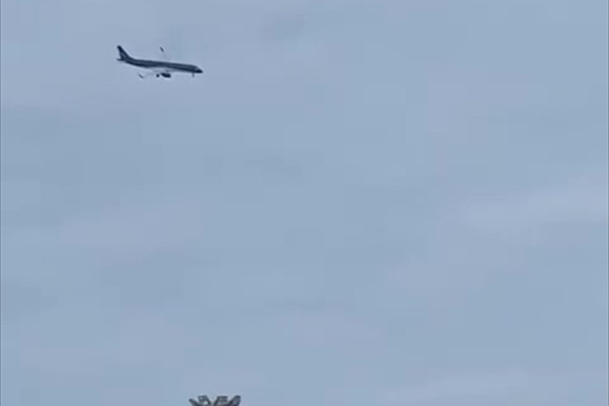 Avion motor du.jpg
