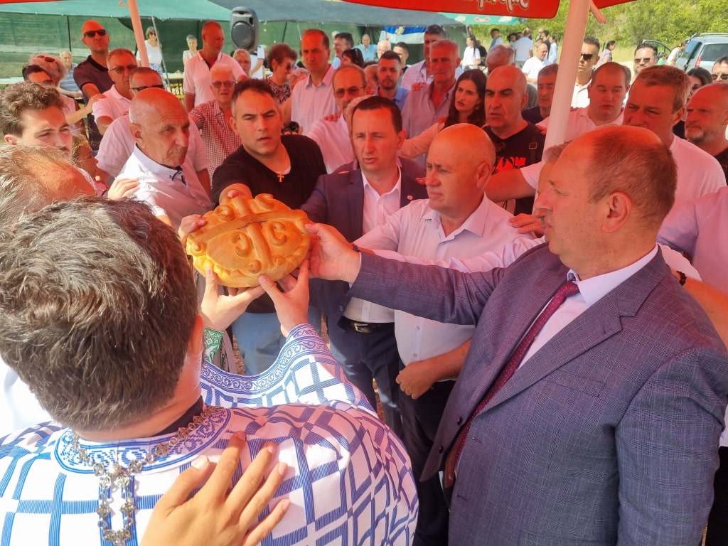Ivanica crkva.jpg