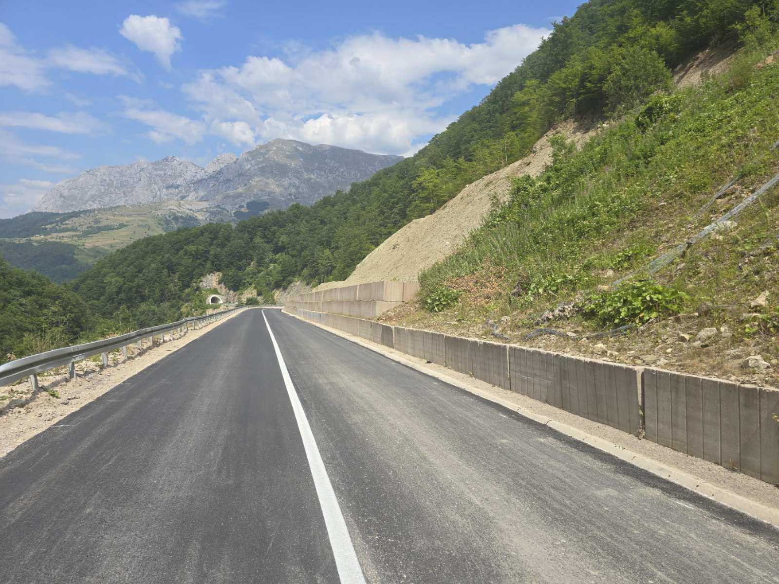 kliziste-izmedju-tunela-Cemerno-i-Surdup-foto-min.jpg