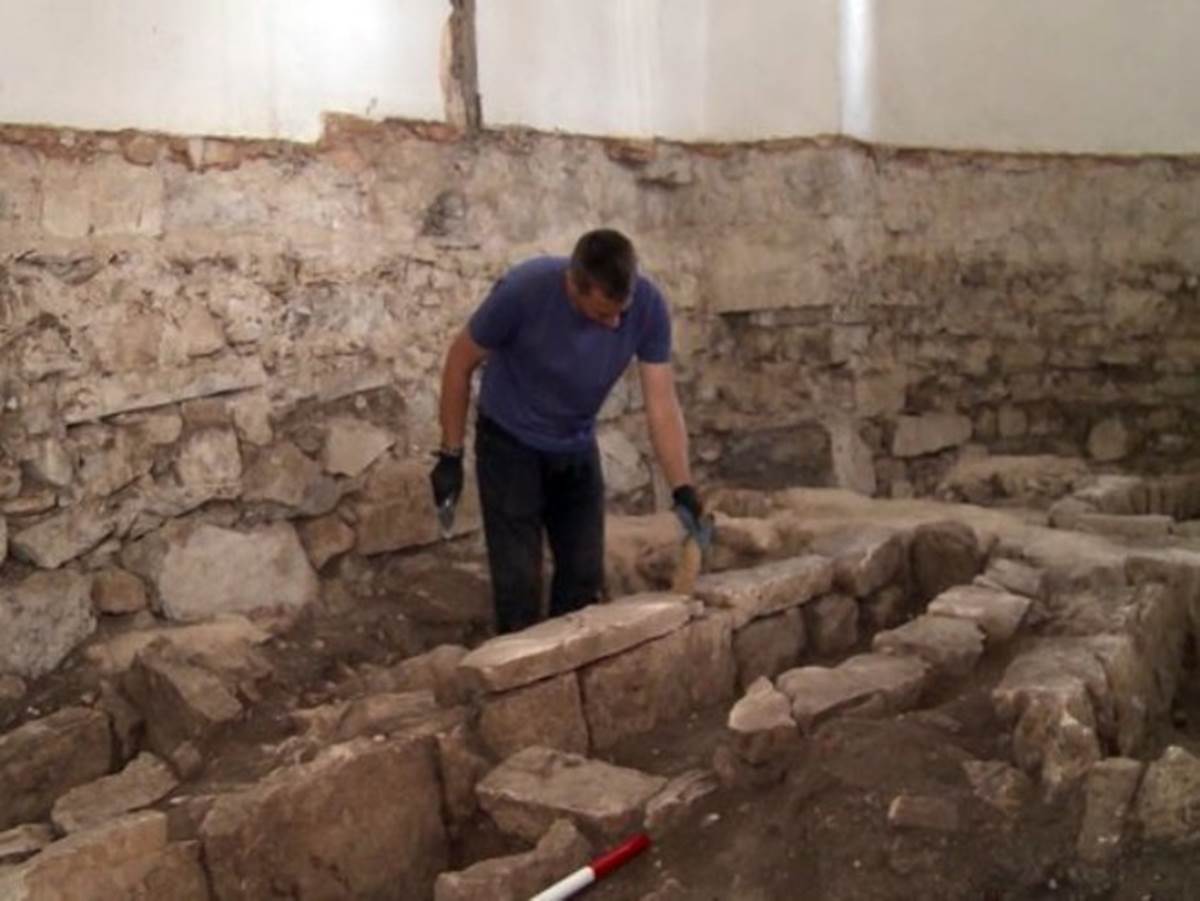 Arheoloska istrazivanja petropavliv manastir.jpg