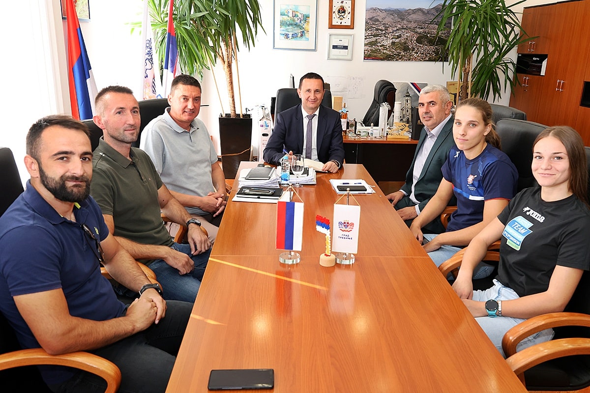 Prijem za atlet i veslace Foto PM -min.jpg