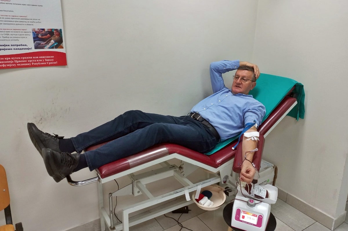 Krv medijski radnici1.jpg