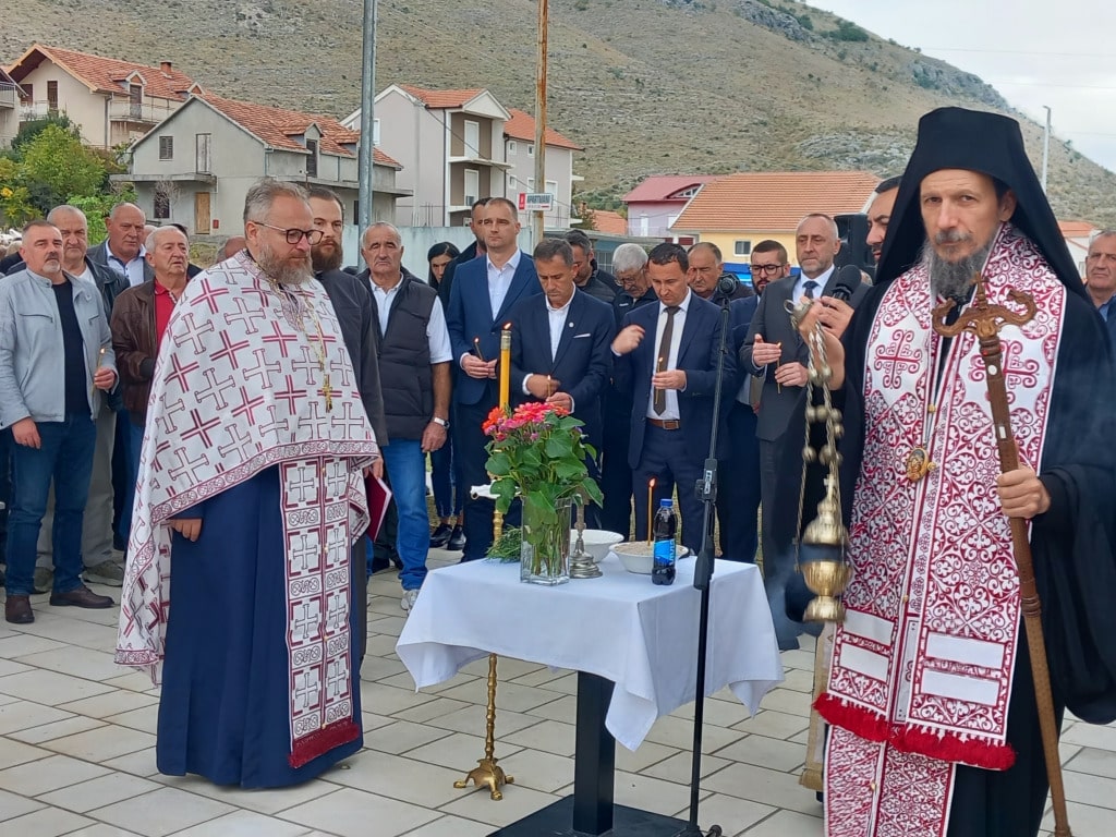 Osvetanje spomenik gorica2.jpg