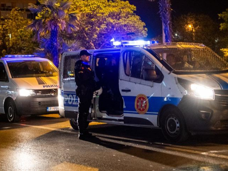 Policija crna gora.jpg