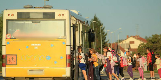 skolski-autobus.jpg
