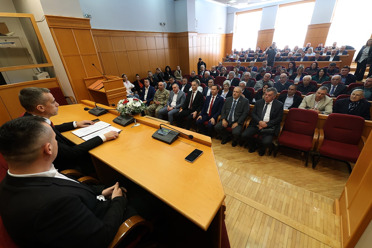 Svecana sjednica 2-min.jpg