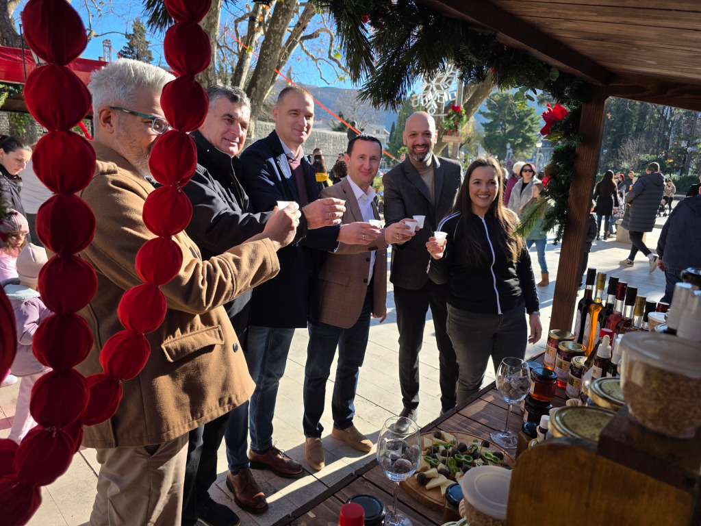 Novogodisnji bazar trebinje2.jpg