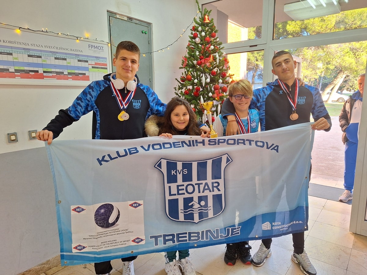 Plivači KVS Leotar 14. MPM Božićni Cup 2025-min.jpg