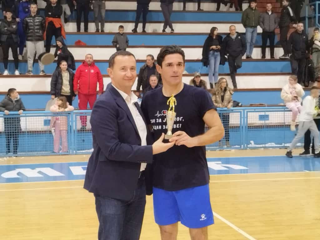 Bozicni turnir u malom fudbalu3.jpg