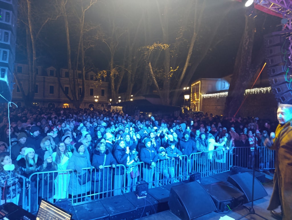 Koncert hari mata hari1.jpg