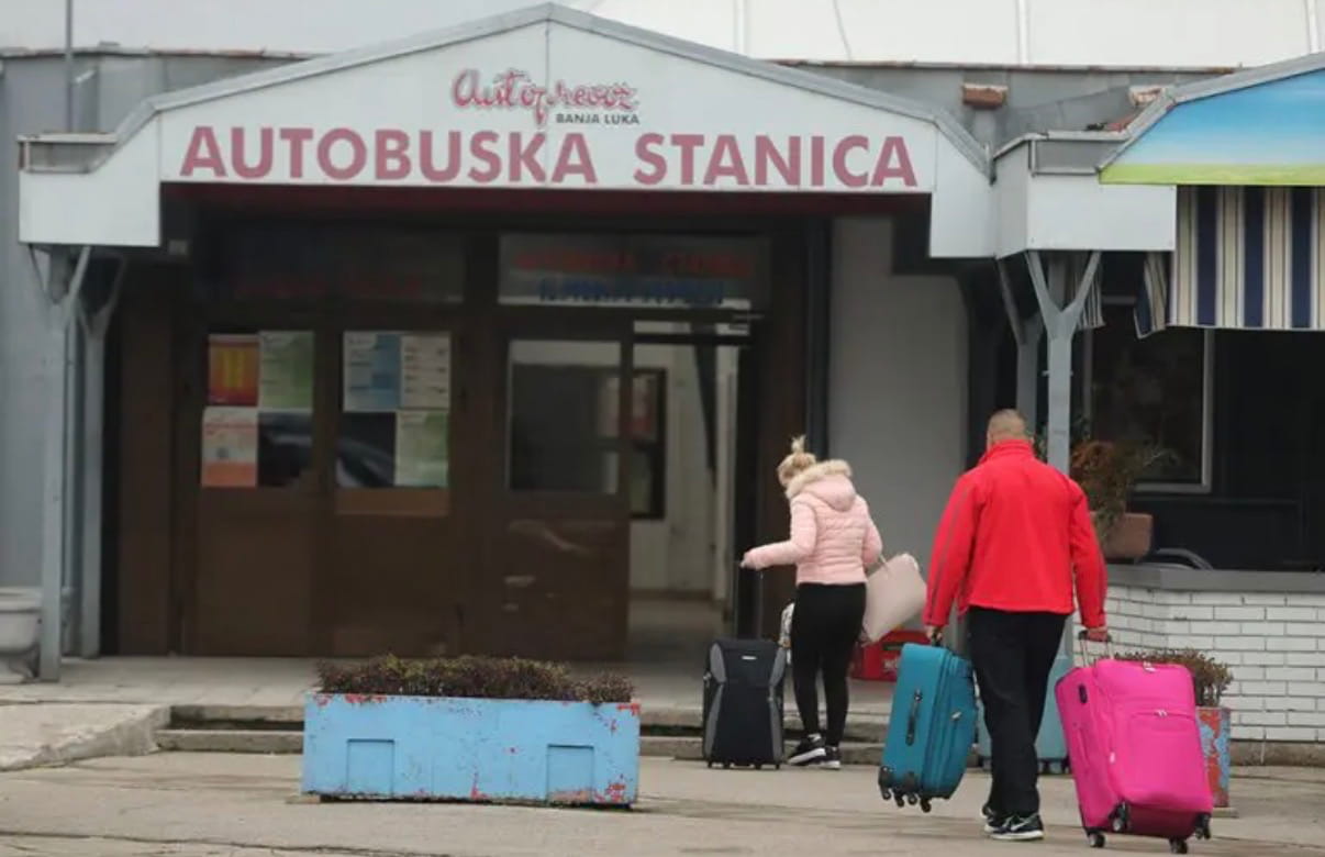 Odlazak stanovnistca.jpeg