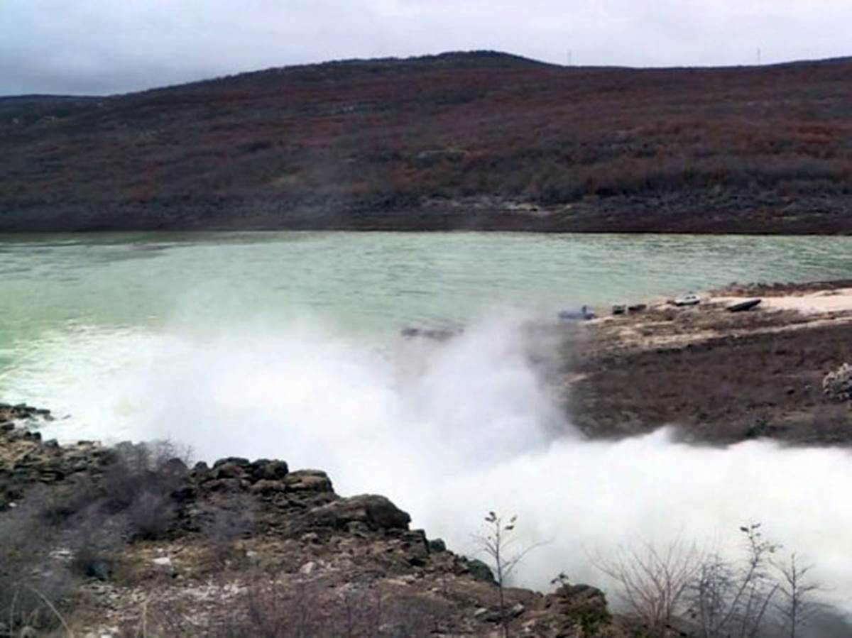 Bilecko jezero dotok.jpg