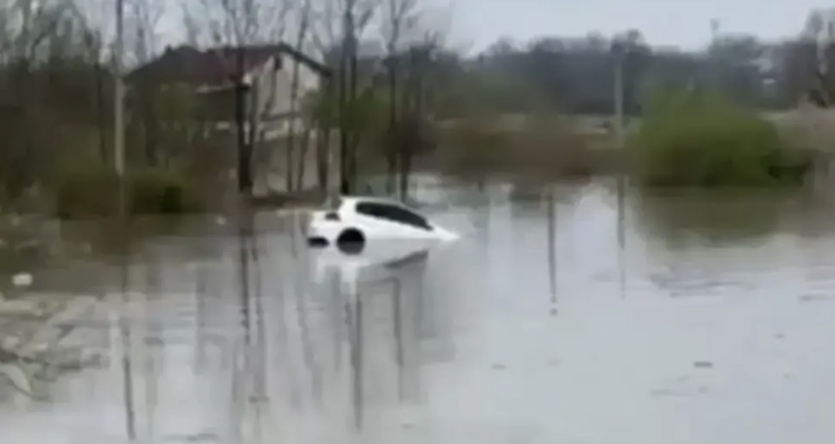 Bujica auto.jpeg