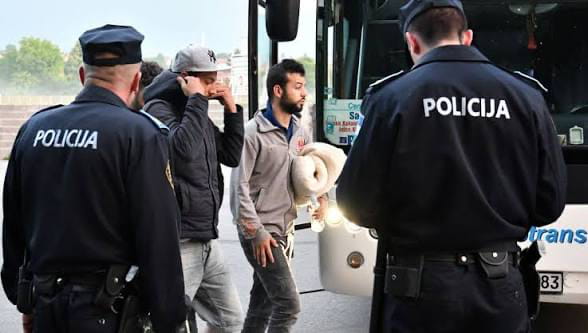 Migranti.jpeg